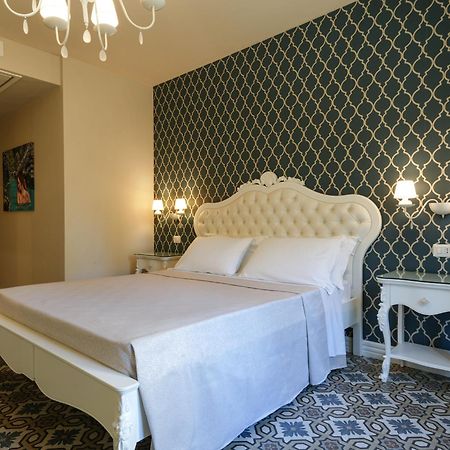 Sui Generis Tropea Luxury Rooms 外观 照片
