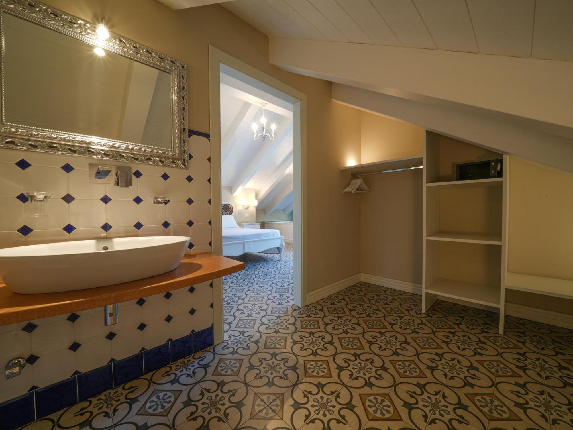 Sui Generis Tropea Luxury Rooms 外观 照片