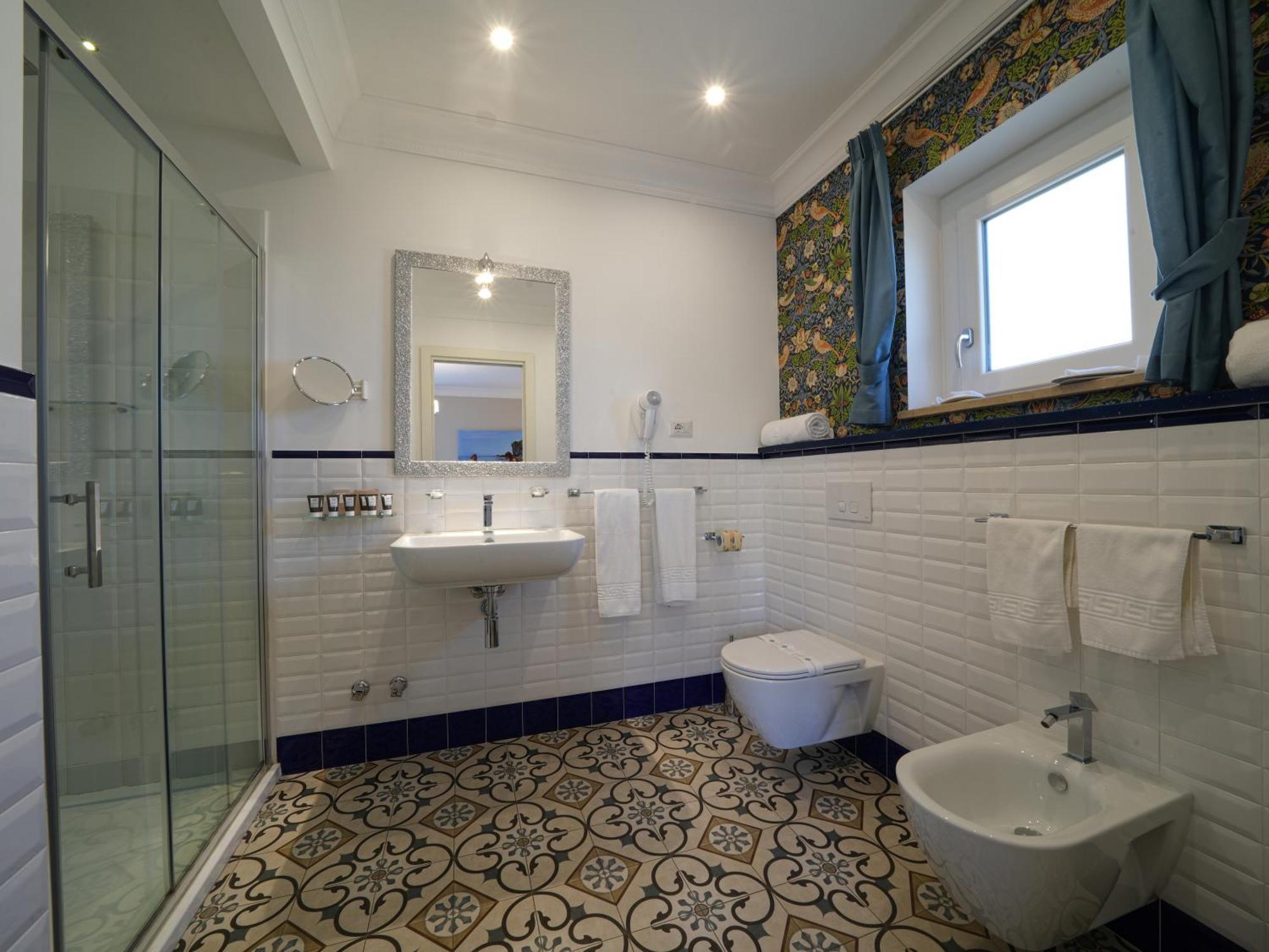 Sui Generis Tropea Luxury Rooms 外观 照片