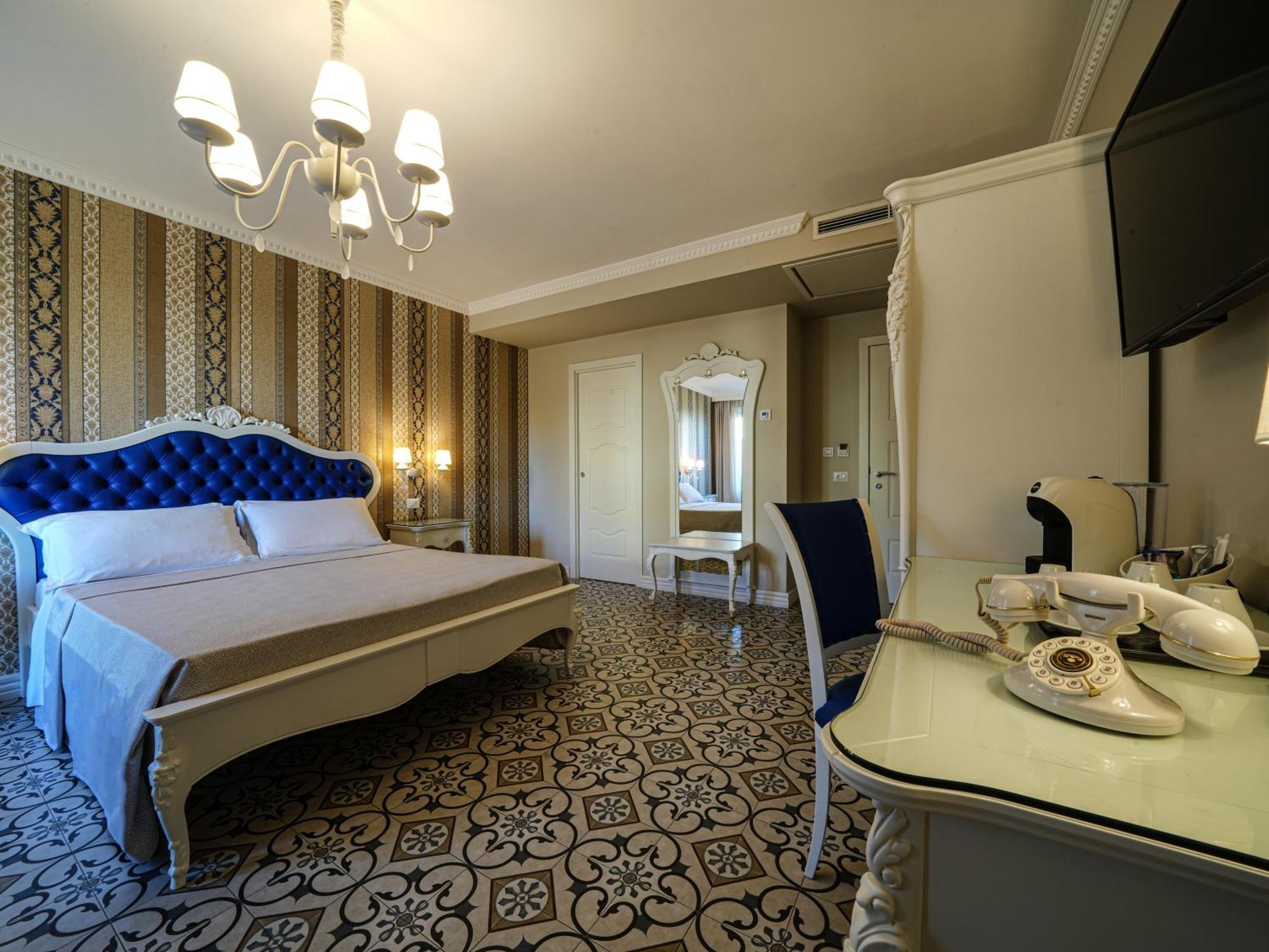 Sui Generis Tropea Luxury Rooms 外观 照片
