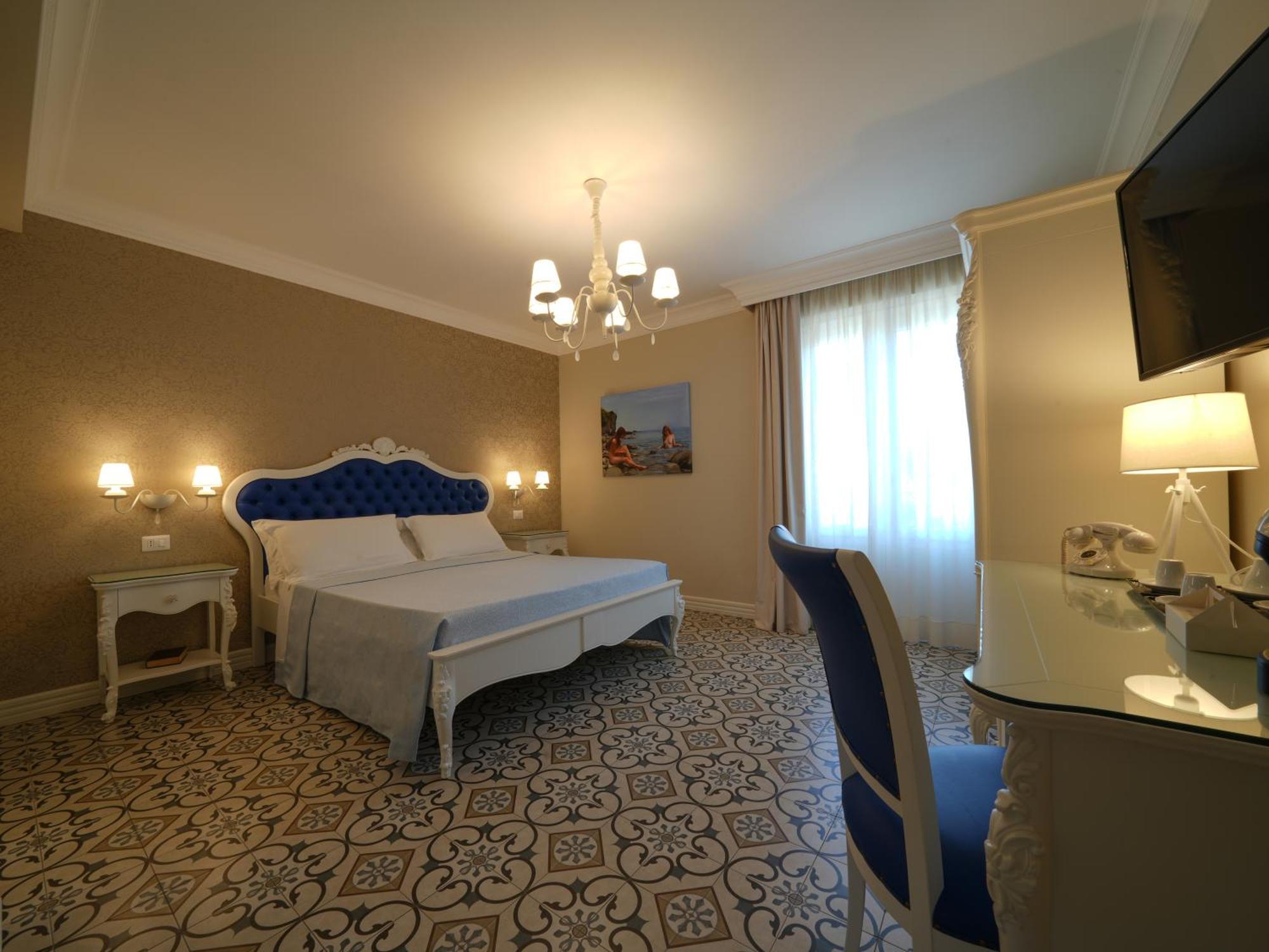 Sui Generis Tropea Luxury Rooms 外观 照片