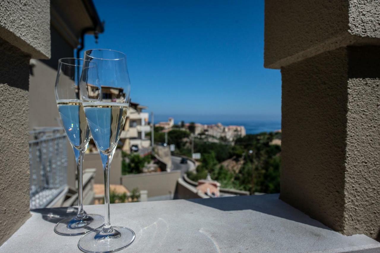 Sui Generis Tropea Luxury Rooms 外观 照片