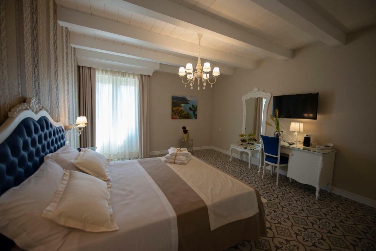 Sui Generis Tropea Luxury Rooms 外观 照片