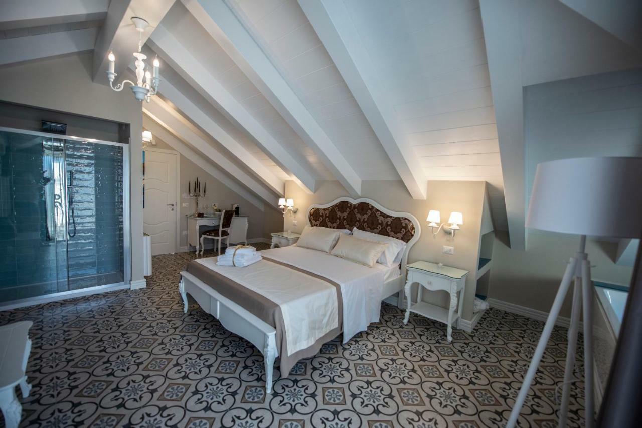 Sui Generis Tropea Luxury Rooms 外观 照片