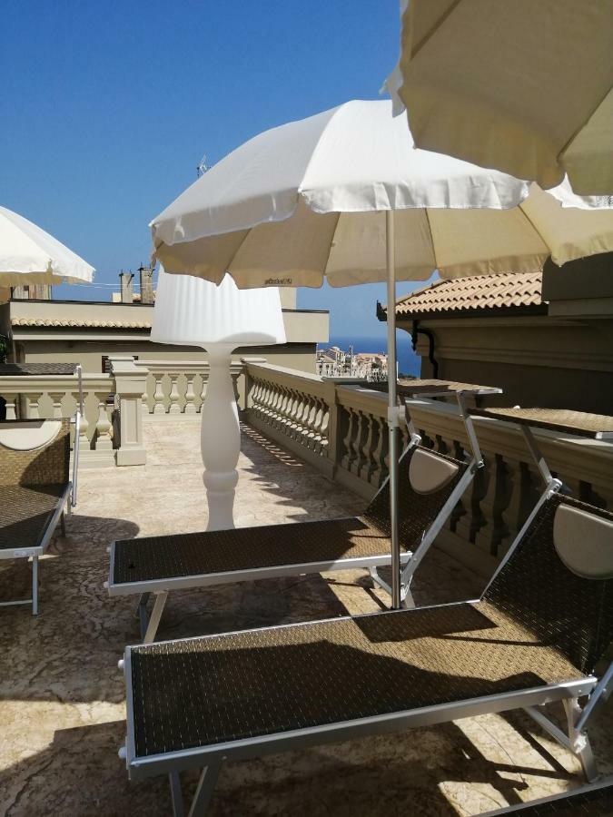 Sui Generis Tropea Luxury Rooms 外观 照片