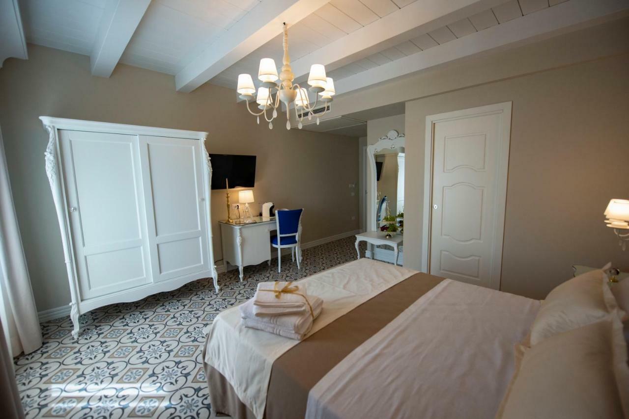 Sui Generis Tropea Luxury Rooms 外观 照片