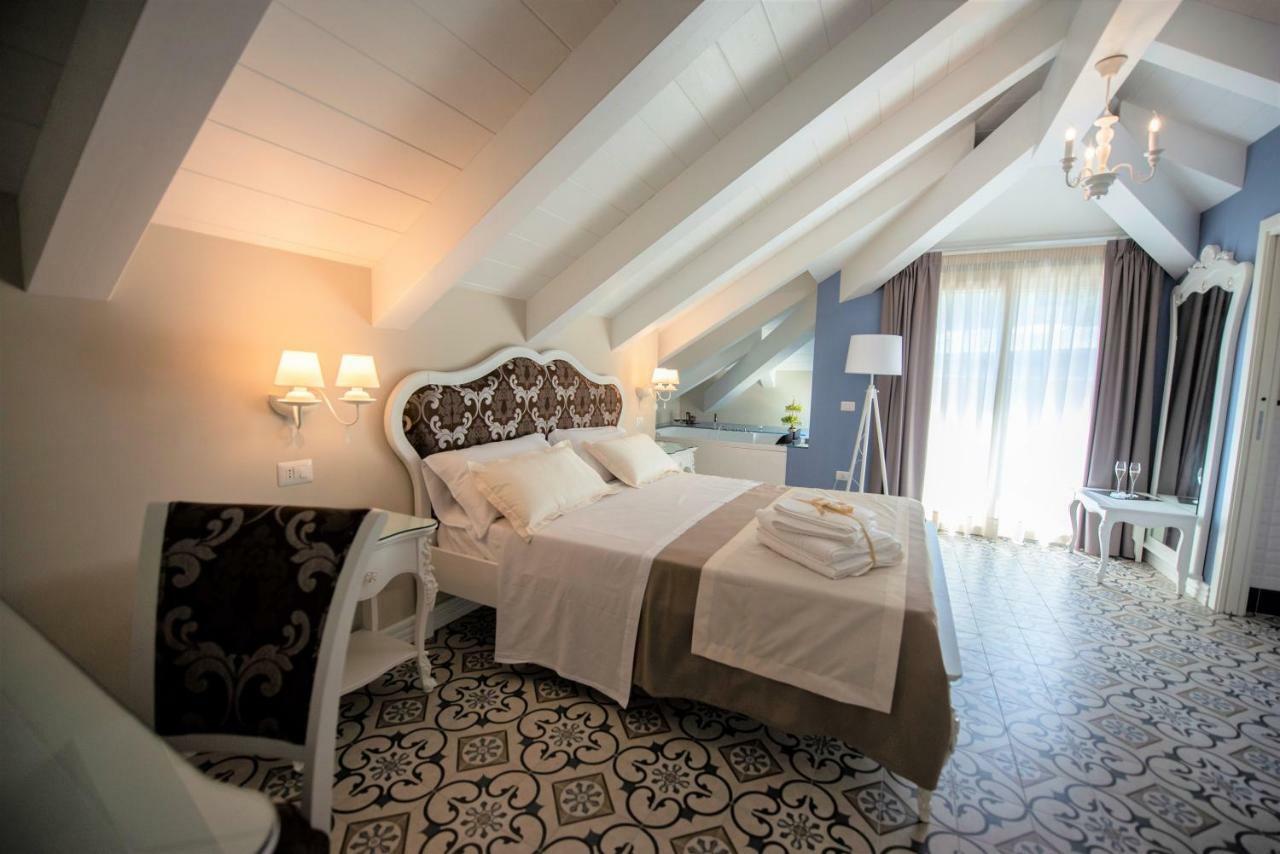 Sui Generis Tropea Luxury Rooms 外观 照片